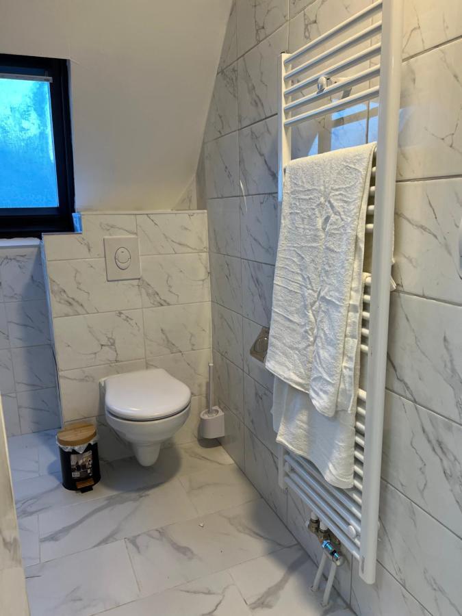 Riverbank Guest House Намюр Екстериор снимка
