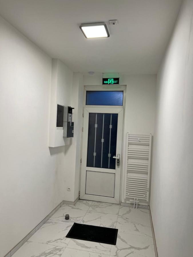Riverbank Guest House Намюр Екстериор снимка