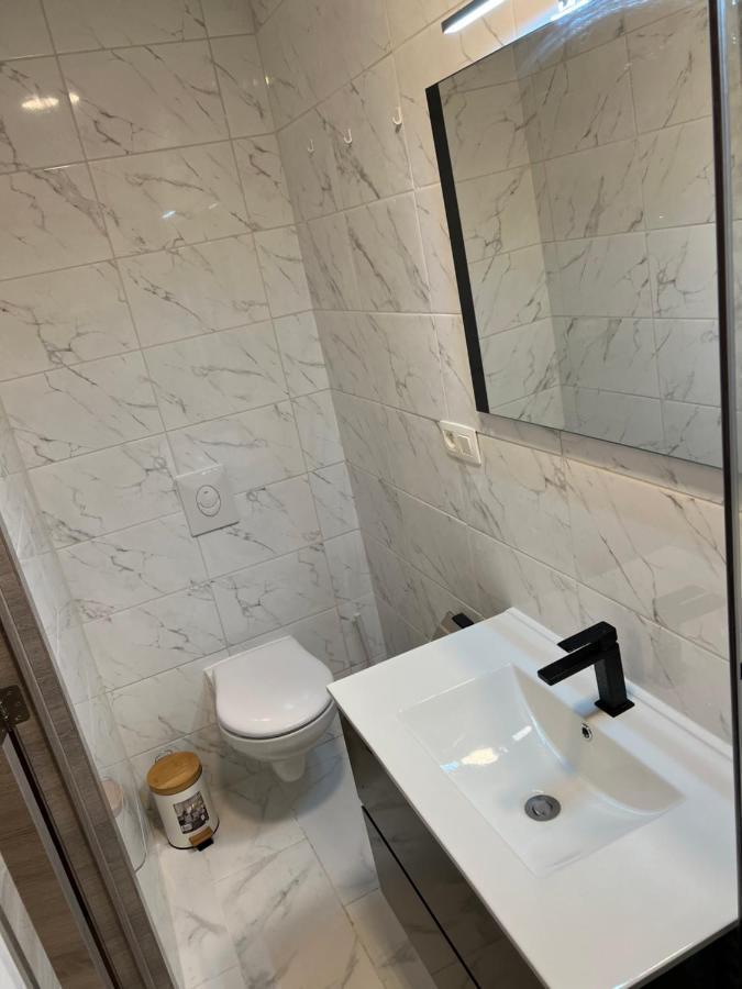 Riverbank Guest House Намюр Екстериор снимка