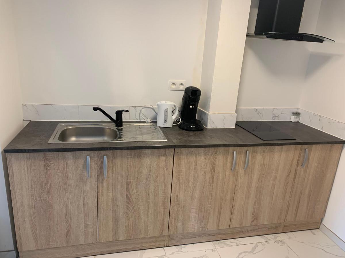 Riverbank Guest House Намюр Екстериор снимка