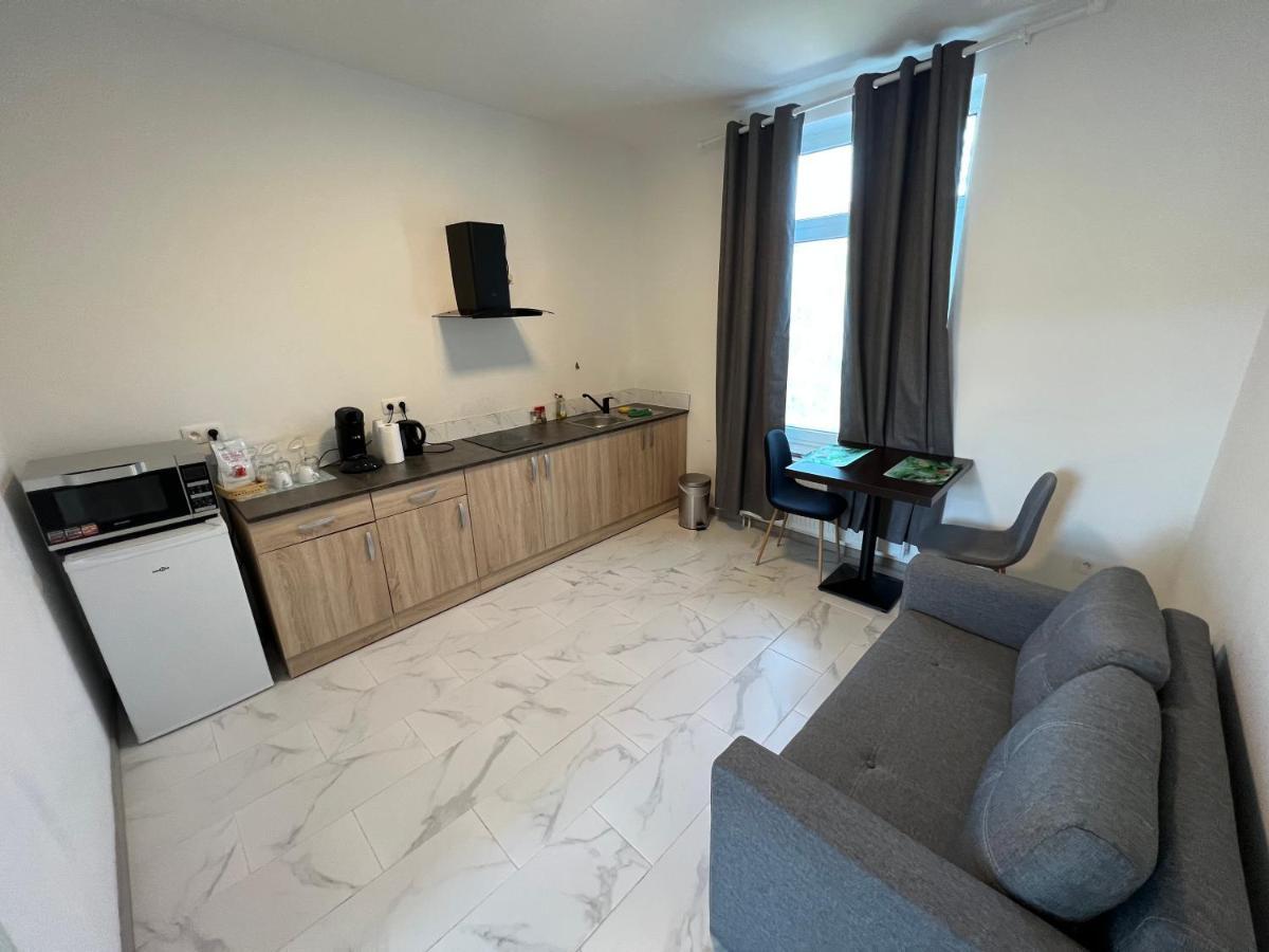 Riverbank Guest House Намюр Екстериор снимка